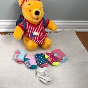6 pairs of socks nb-3mo baby girl. Firm price